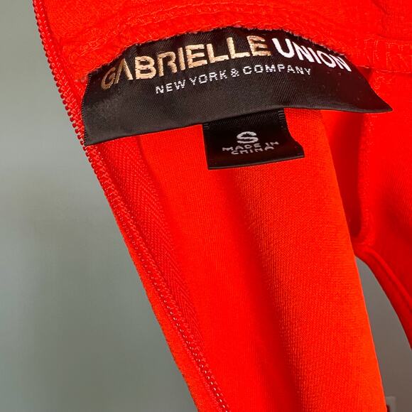 Gabrielle Union Red Mock Neck Bodycon Dress NWT Small - Picture 4 of 5